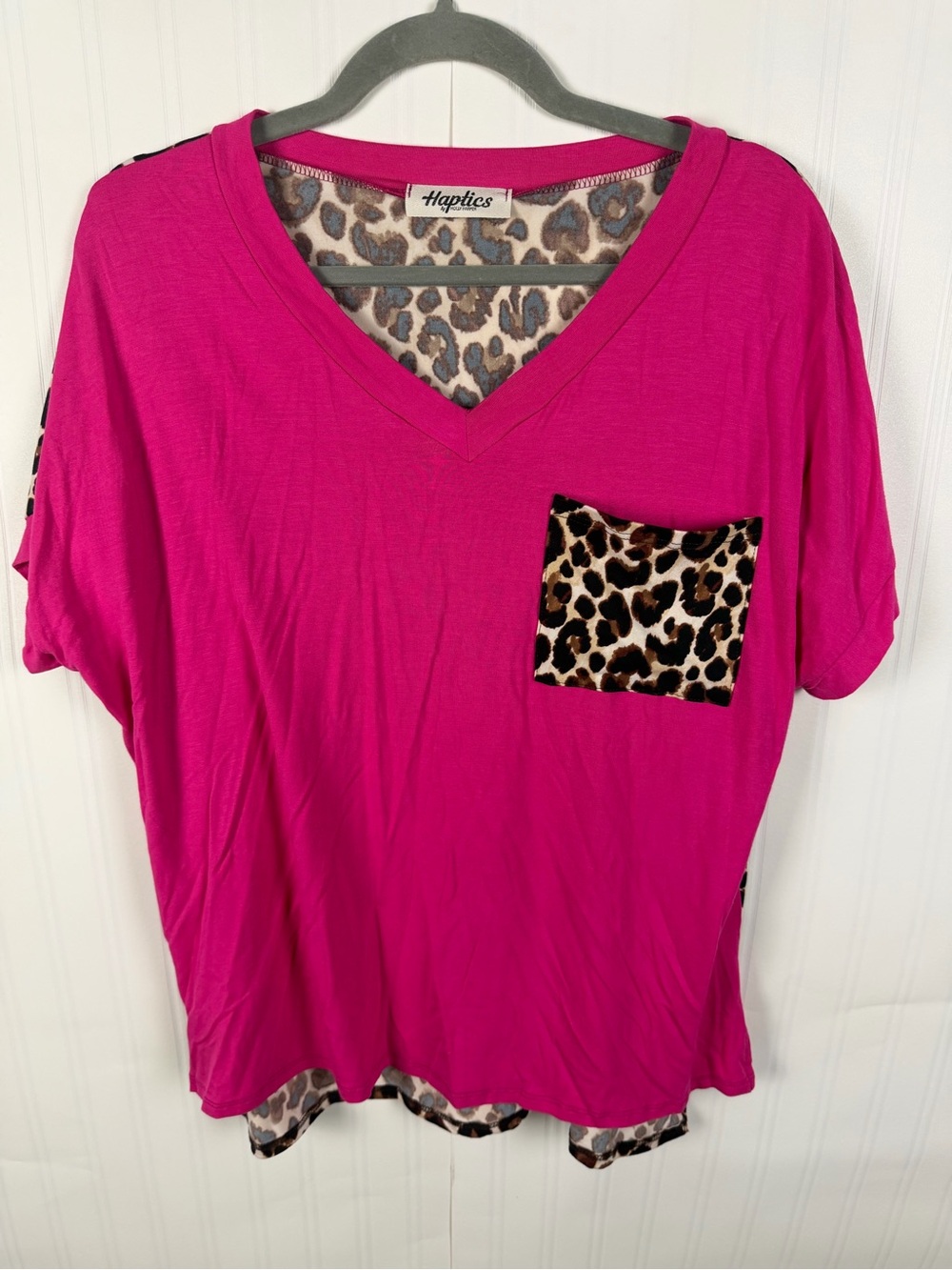 Haptics Women's Bright Fuchsia V-Neck Tee with Leopard Pocket